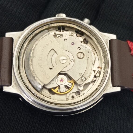 Japan Vintage Orient Automatic 46941 Mens White Color Dial Day