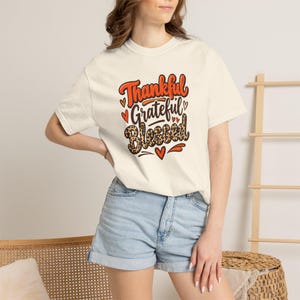 Thankful Grateful Blessed T-shirt | Autumn Leopard Script Hearts