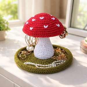 Crochet Mushroom Jewelry Stand Pattern, Mushroom Ring Holder PDF, Amigurumi Jewelry Dish Tutorial