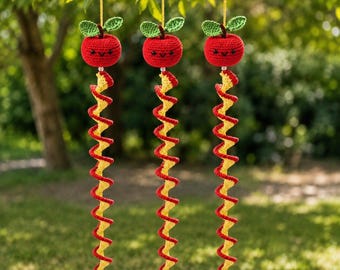 Patroon gehaakte appel windspinner, kawaii fruitspiraalslinger (pdf-download), decor klaslokaal