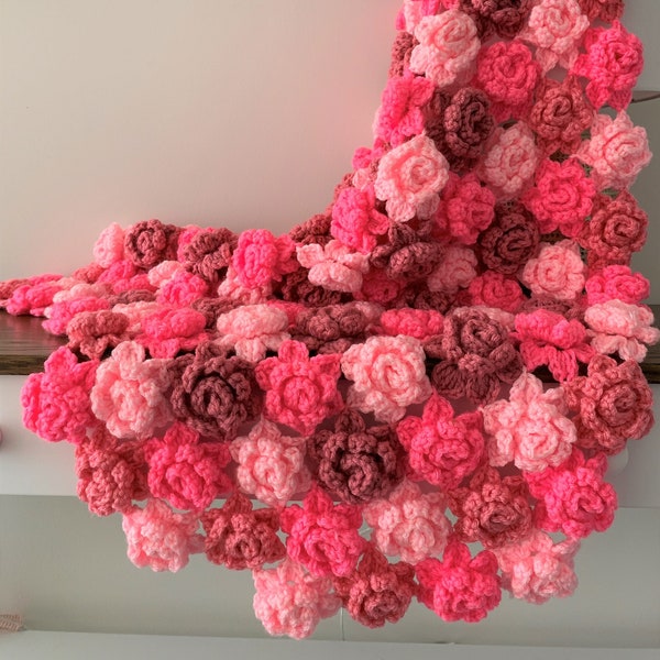 Modèle de couverture de bébé rose, couverture de fleurs au crochet, modèle Pdf, bébé floral afghan, téléchargement immédiat, couverture de jet, couverture de lit de pépinière