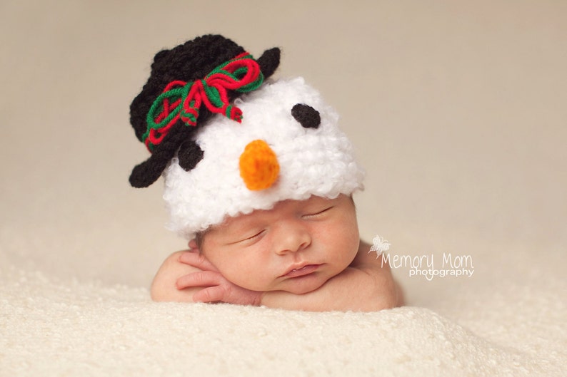 PDF Instant Download Easy Crochet Pattern No 237 Snowman photo prop sizes preemie, newborn. 0-3, 3-6 months image 1