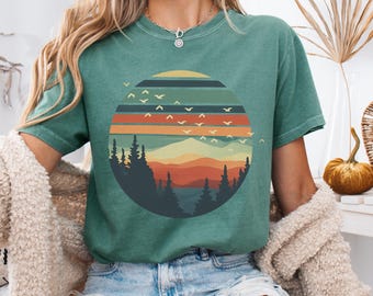 Retro Berg Sonnenuntergang Shirt | Vintage Wander-Grafik-T-Shirt | Naturliebhaber Outdoor T-Shirt