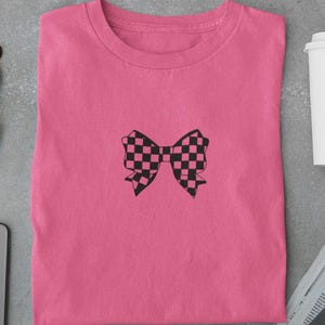 Pink TShirt With Checkered Bow, Coquette Aesthetic Shirt, Cute Black White Bow Tee, Retro Girl Graphic Tee, Y2K Aesthetic Top