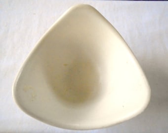 Vintage midcentury white USA pottery