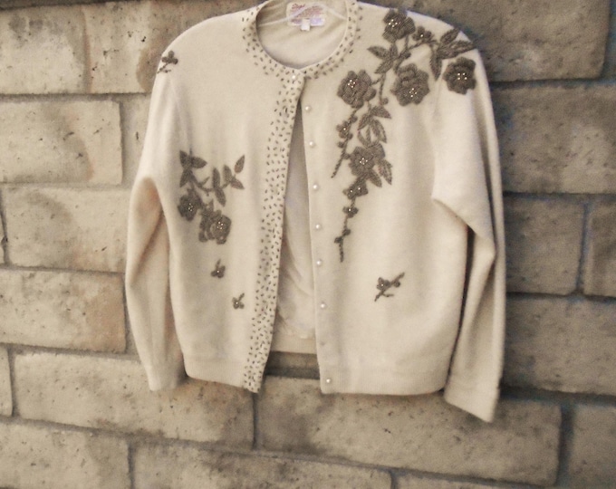 Vintage Print Buttoned Cardigan Sweater
