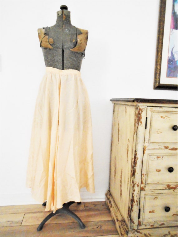 Vintage pale coral pink SILK flowy maxi Skirt