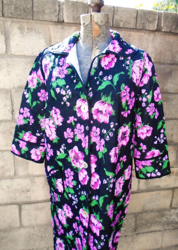 Vintage black and pink floral quilted Robe - image 2