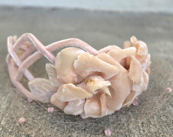 Cappellino vintage color pesca pallido con veletta