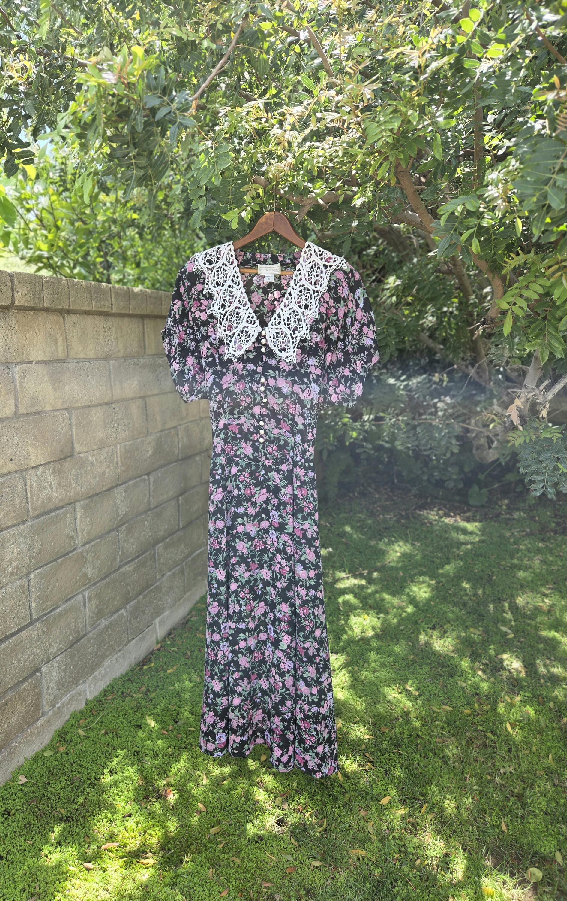 white christmas dresses Vintage Scott McClintock Dress – TheNewHeirs main image 1
