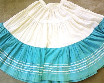 ON SALE........Vintage white and turquoise Circle Skirt