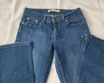 524 levi's bootcut