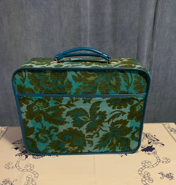 Vintage C&C Floral Tapestry Soft Case Suitcase Lug