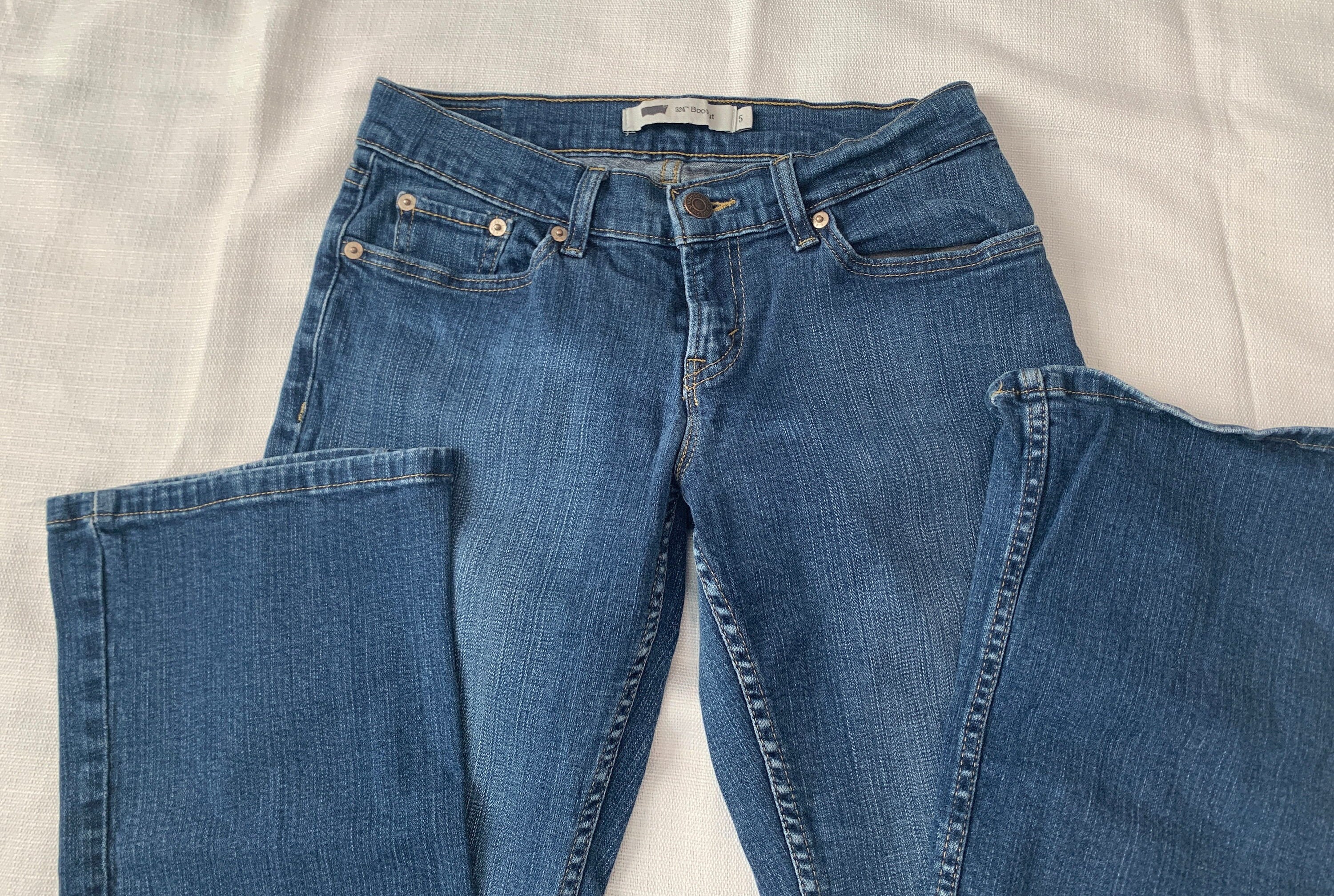 levi's juniors 524 bootcut jean