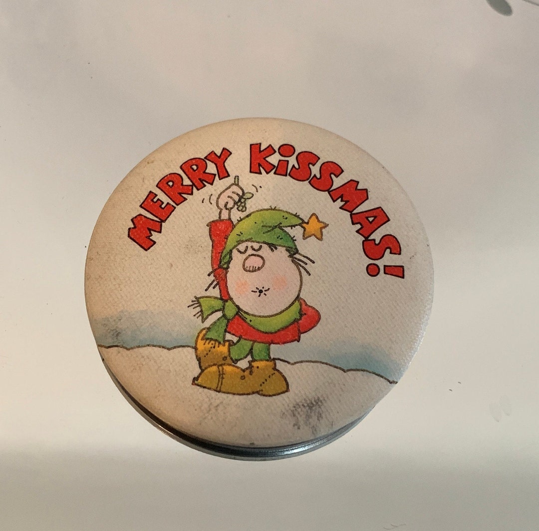 Vintage 1983 Hallmark Cards Pinback Merry Kissmas! Christmas Button - Etsy