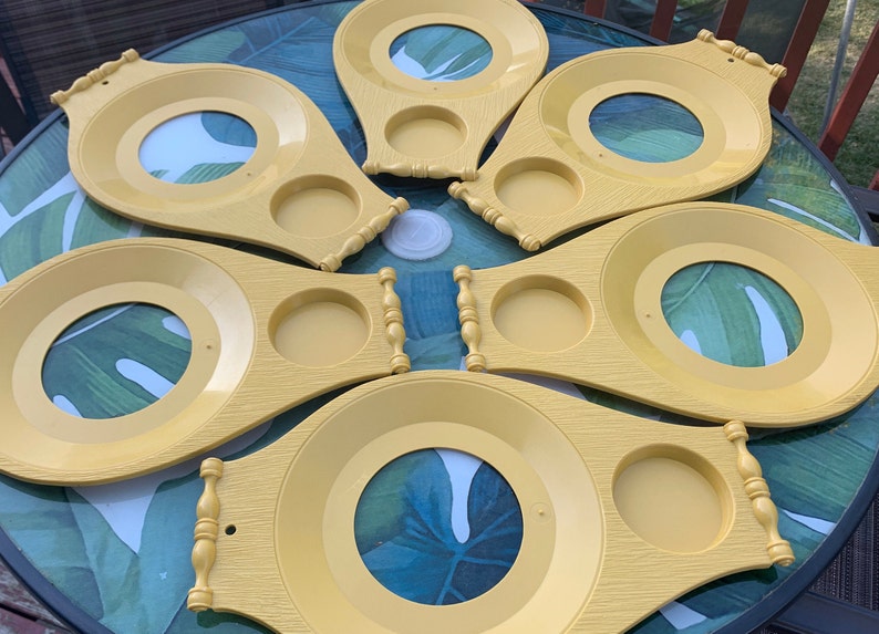 Vintage Harvest Gold Plastic Paper Plate and Cup Holder / Tray Etsy