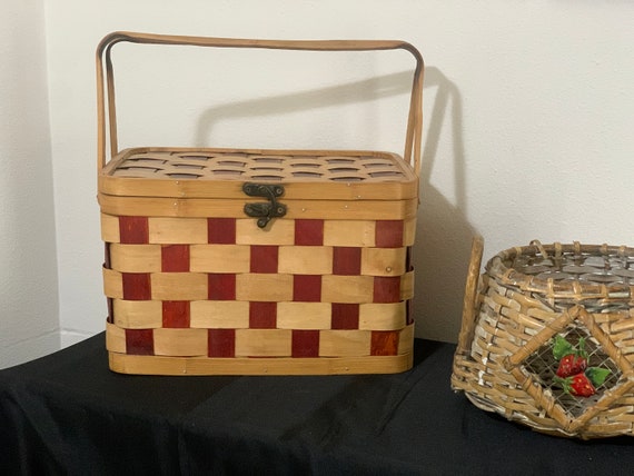 Vintage 1940s straw basket purse bag with wooden hand… - Gem
