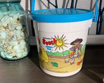 MCDONALDS HAPPY MEAL BEACH PAIL AND SHOVEL 