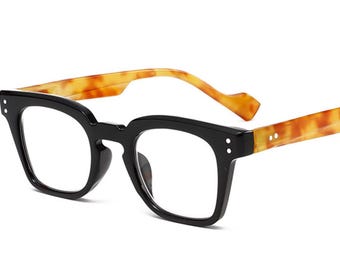 Anti-Blue Light Reading Glasses: Unisex Fashion Readers