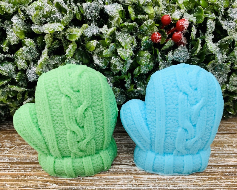 Winter Favors, Mitten soap favors 1 Mitten Soap: FREE SHIPPING Holiday favors Christmas favors