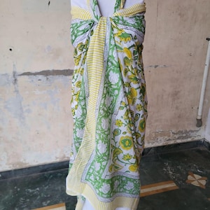 Handgefertigte Block Print Schal | Leichter Baumwoll-Schal für Damen | Boho Blumen Wickelschal | Indische ethnische Stola | Sommer Reise-Accessoire