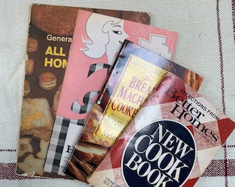 Vintage Home Baking Cookbook Lot: Calumet, Bread Machine, BHG Recipes