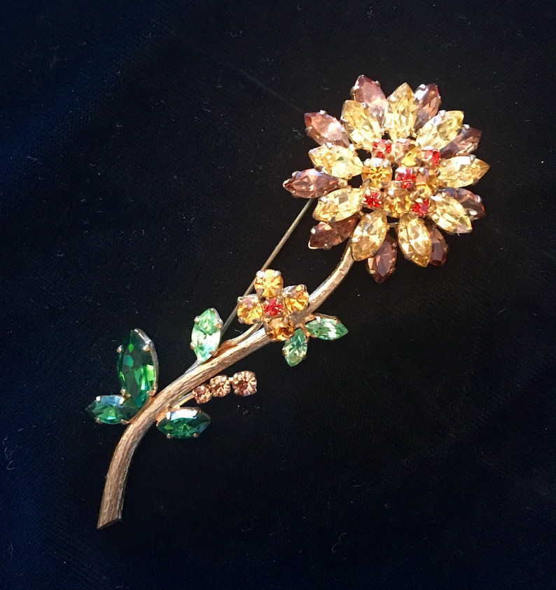 Vintage Austrian Crystal Chrysanthemum Brooch Pin Autumn Gold Orange Topaz Emerald Fall Fashion Jewelry