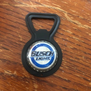 Otwieracz do butelek Busch Light z odzysku, piwo, prezenty piwne, recykling, spersonalizowany