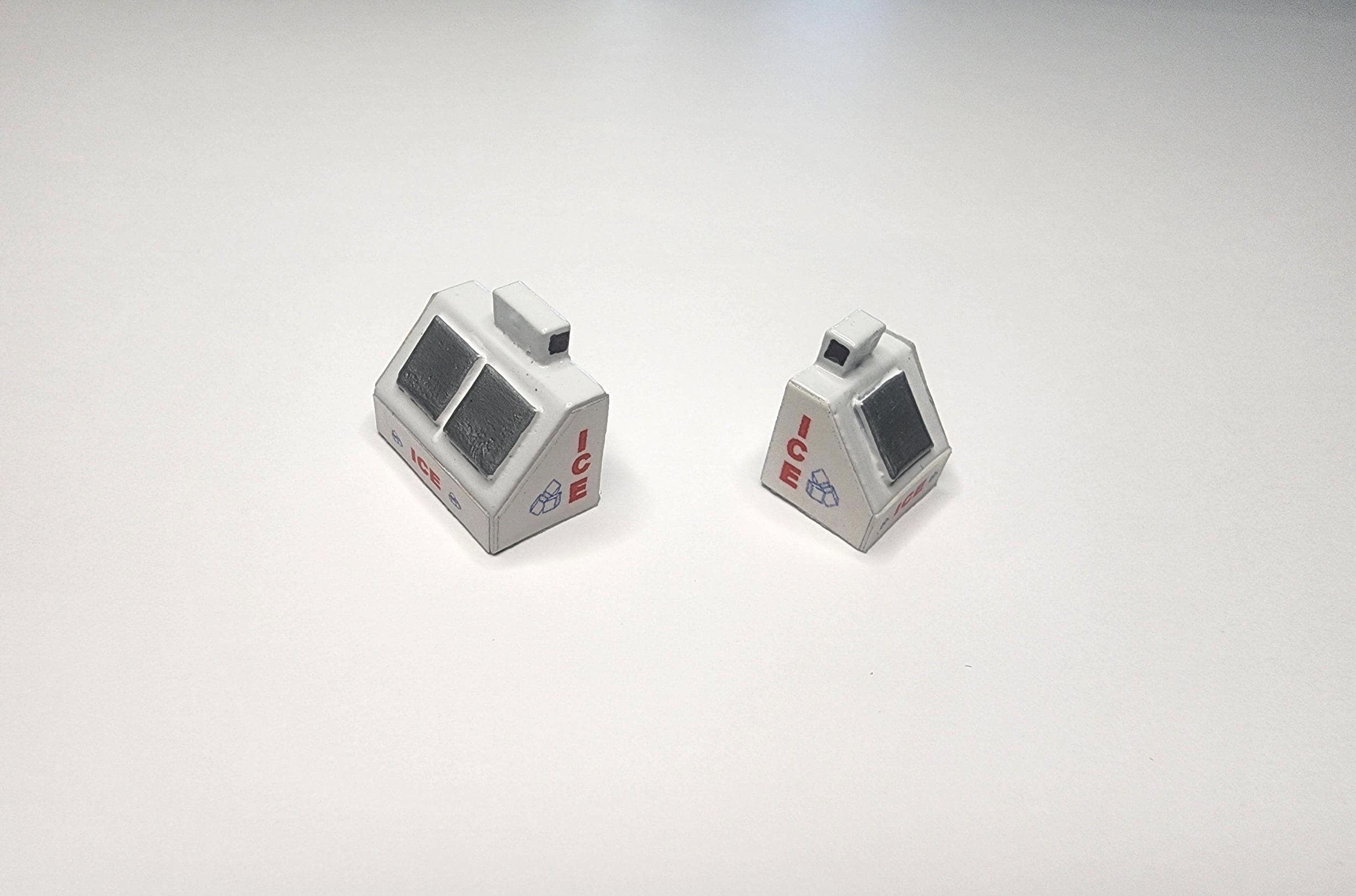 HO Scale Ice Vending Machines 2 Pack Finished and Ready 2 Install 1:87 ...