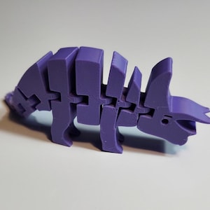 Articulated Dino Triceratops Dinosaur Toy – Flexi 3D Printed Dino – Fidget Desk Toy, Party Favor, Gift for Kids & Dino Lovers