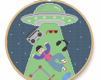 Patrón de punto de cruz de Alien Boy - En memoria de Oliver Tree