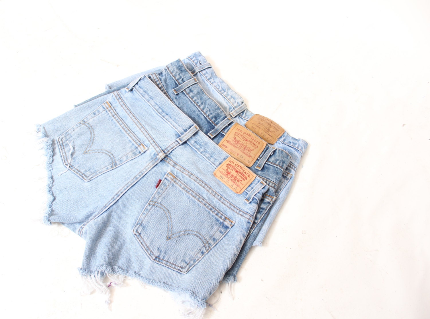 ALL SIZES Cut off LEVI'S Vintage High Waisted Shorts - Etsy