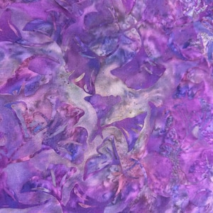 Purple flower design batik