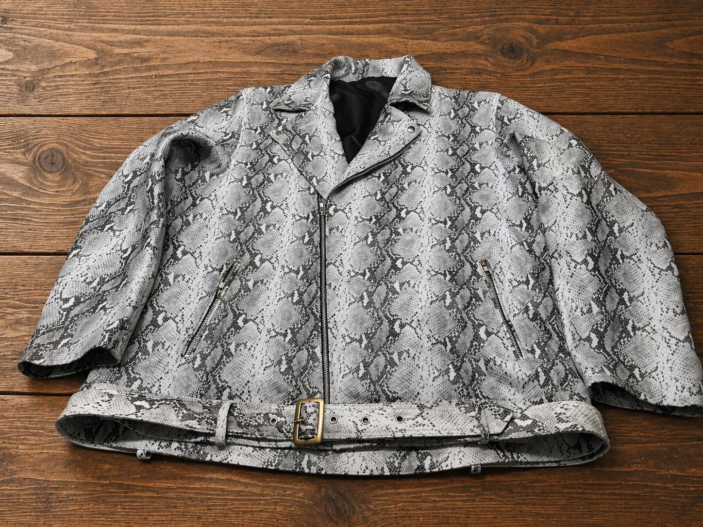 Snake skin jacket - Etsy 日本