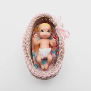 Baby Basket - Doll Clothes -  Crochet Pattern