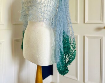 Cropped crochet top with balloon sleeves silk and kid mohair. Super light. Summer top, y2k crochet, genz fashion.