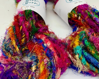 Wild super chunky crazy sari silk yarn. 10 metres. Hand twisted into yarn. Sari silk fibres. Unique texture.