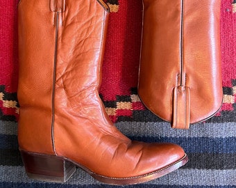 DAN POST Vintage Men's 80s Boots | 1980s Western Tan Leather Boots | Boho, Hippie, Cowboy, Southwestern Boots | Size 9
