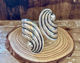 MEXICAN NAVA Large Sterling Silver Bracelet | Large Swirl Statement Piece | Made in Mexico | Southwestern Jewelry | 38g