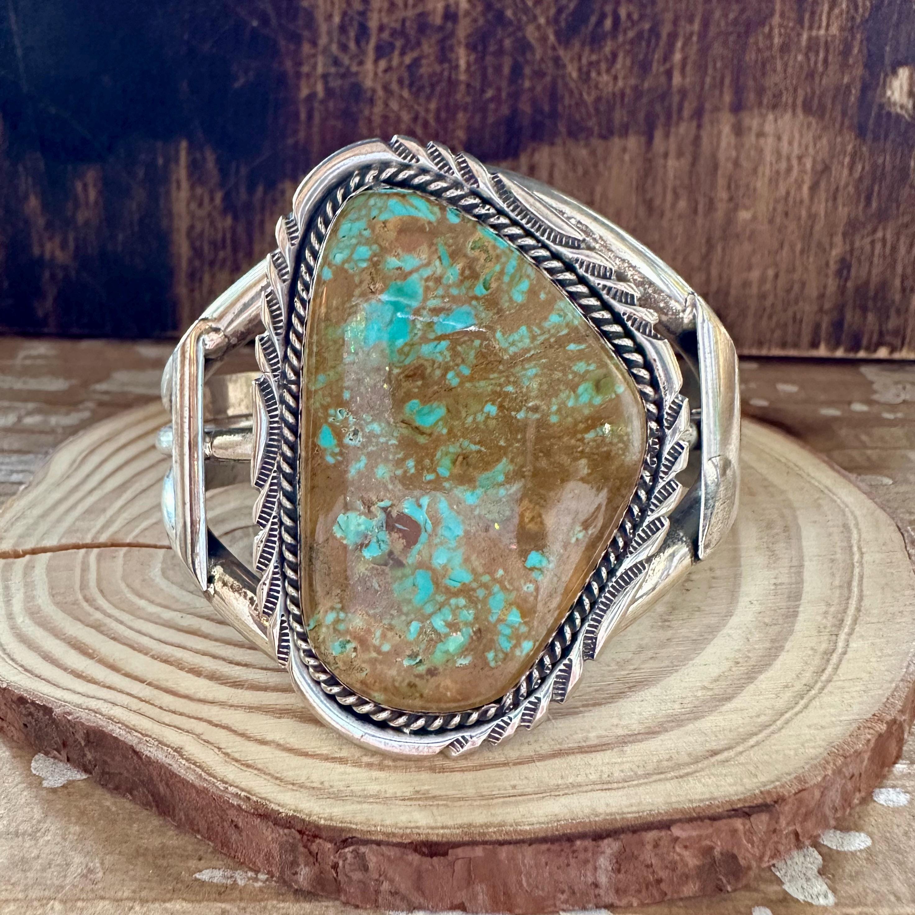indian jewelry フェザーバングル　M Thomas Jr ナバホ Navajo Sterling Silver Grape Leaf Feather Bracelet by M