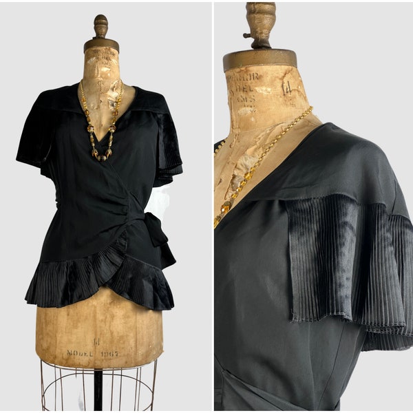 IT'S A WRAP Vintage 20s Silk Crepe Ruffle Blouse | 1920s Wrap Around Flapper Top w/ Tie Belt | Antique 30s 1930s, Art Deco Era | Size Small