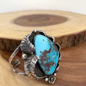 FINE FEATHERS Vintage 70s Silver Turquoise Cuff, 1970s Shadowbox Bracelet Craig Hallmark Native American Navajo Style Jewelry Southwestern image 3