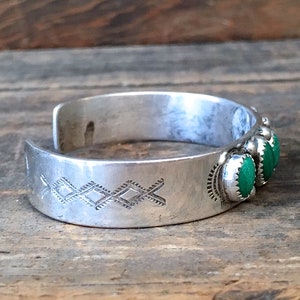 GOING GREEN Vintage 40s Bracelet 1940s Silver & Malachite Cuff Navajo Native American Indian Style Jewelry Southwestern, Boho, Hippie image 8