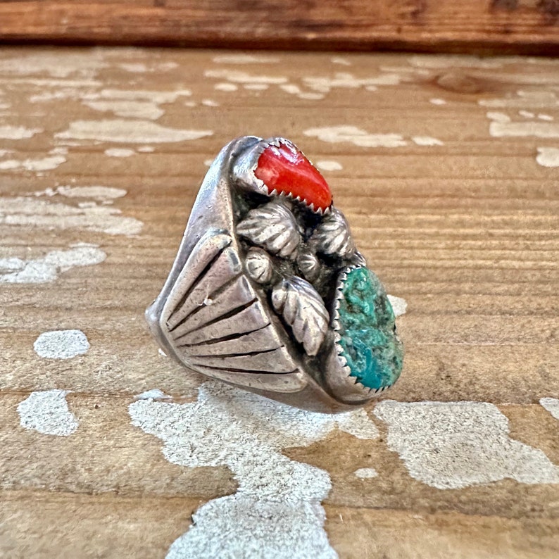 NEVER LEAVES Vintage Handmade Navajo Men's Ring Sterling Silver, Turquoise, Coral Native American Jewelry Southwestern Size 10 image 4