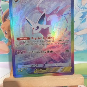 Tarjeta de Espeon con textura holográfica, versión en inglés