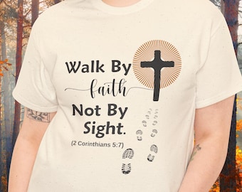 Camiseta con crucifijo de fe: Camiseta con las Escrituras cristianas, regalo inspirador