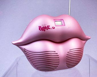 Y2K Bratz CD Player Radio Combo Boom Box- Iconic Lips Design