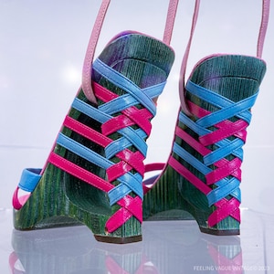 Stripper wedges outlet