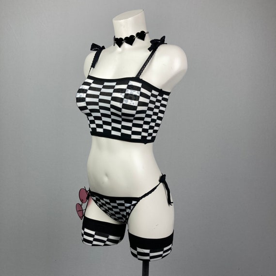 90’s Vintage Black and White Checker Crop Top and… - image 3