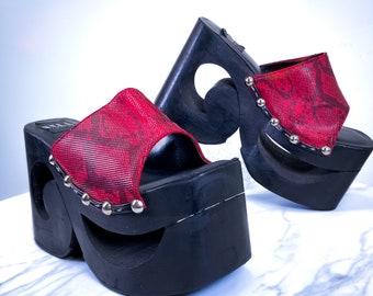 90's does 70's Swirl Cut Out Wood Platform Wedge with Silver Studded Red Shimmer Snake Straps // 9
